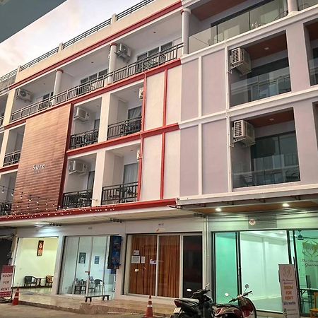Praew Mansion Hotel Kamala Beach Exterior foto