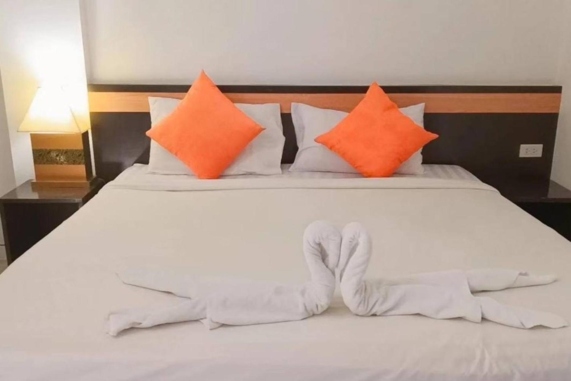 Praew Mansion Hotel Kamala Beach Exterior foto